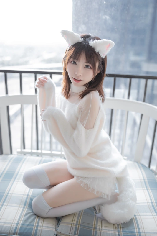 -白喵女友 - 绮太郎_Kitaro