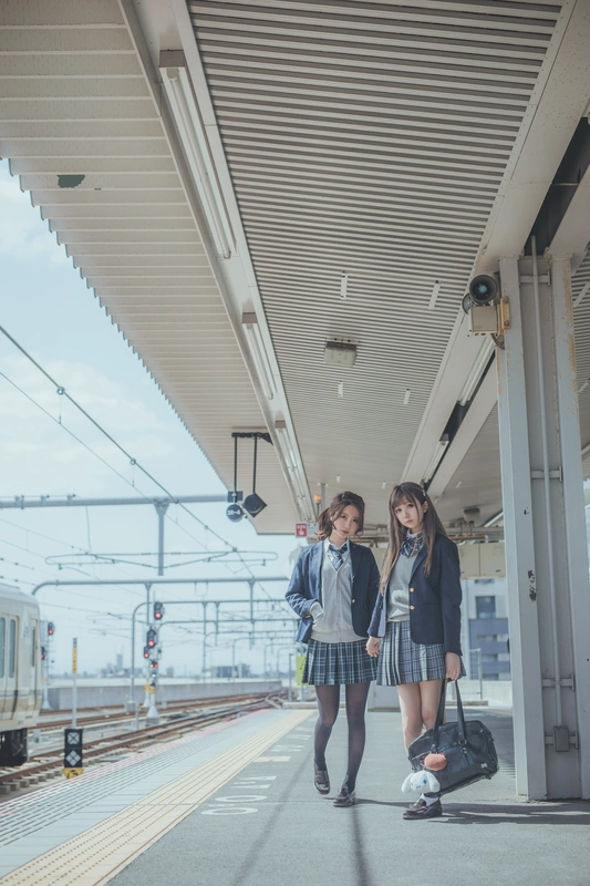 浅野菌子百合 - 黑川
