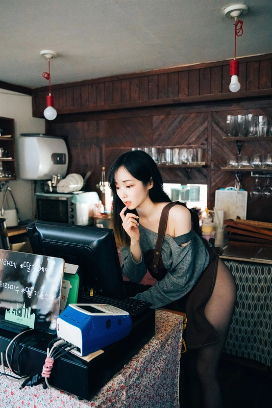 [Loozy] Cafe Alba - Bambi(밤비)