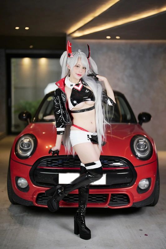 Prinz Eugen (Race Queen) - pingping